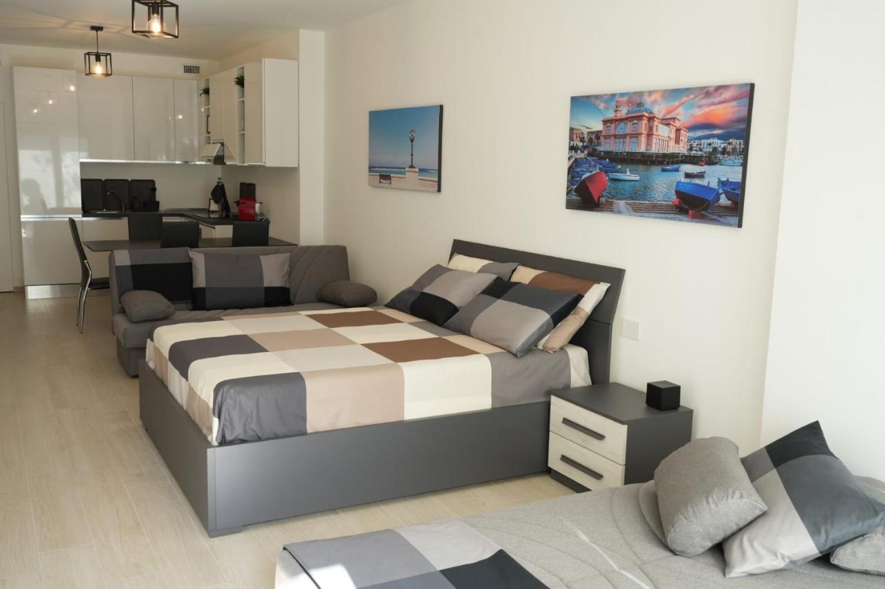 Homega - City Center New Apartment Барі Екстер'єр фото